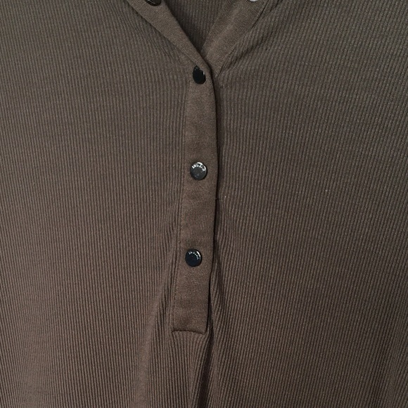 Olive Colored Long Sleeved Collared T-Shirt - Picture 6 of 7